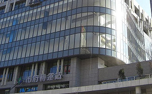 要搭車注意！市府轉運站跨年夜7點起只出不進