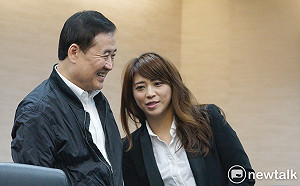 陳思宇頭疼了  老長官陳景峻幫何志偉站台