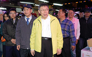 卓榮泰拋白綠合作前提兩岸僅好厝邊  柯P回台灣價值