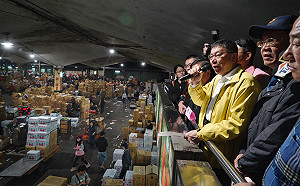 王世堅讚韓國瑜  批柯組詐騙集團  柯P：邏輯怪怪的