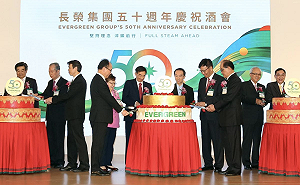 長榮內鬨 「大阿哥派」掌權鬧上法院