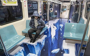 (影)救救北極熊！北捷紅線「3D冰層彩繪車廂」響應愛地球