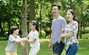 陪伴比禮物更重要！兒童生活滿意度創3年新低
