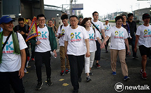 媽祖遶境》柯文哲將走27小時超過70公里   試探2020總統水溫