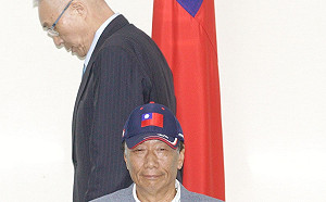 (影)郭台銘參選「早就編好的劇本」？ 蛛絲馬跡露玄機