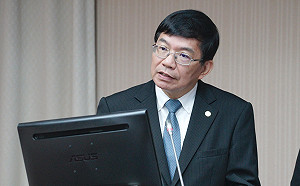 Uber沒有消失問題！王國材喊話應帶領司機走向合法