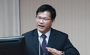 安心旅遊補助提前喊卡？林佳龍：交通部再挪16億仍無法彌補