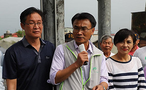 韓國瑜稱「月亮跟著禿子走」 陳吉仲：勘災還在耍嘴皮