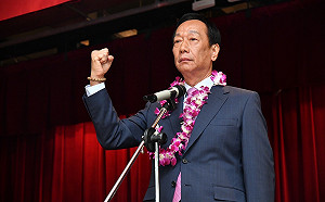 不能理解親美反中？郭嗆蔡：若放棄對中順差就不跟妳競爭