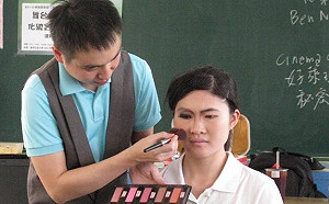 7月新制上路！檢舉不法化妝品廣告可獲獎金