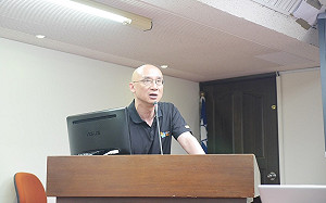 希特勒過去也是「草包」！ 學者：人們低估民粹帶來的危害