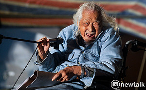 (影)101歲「歐吉桑」說話了  賴清德參選「理智比較欠」