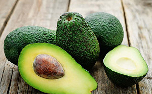 夏日必吃健康水果！台灣常見酪梨品種一次認識