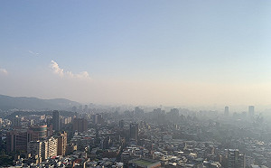 沙塵暴伴隨東北風來襲！明北部空品恐一早就亮橘燈