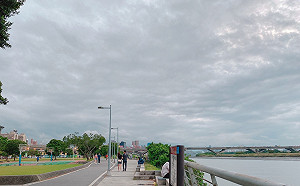 出門帶雨具＋外套！北宜花溼涼  中南部日夜溫差大