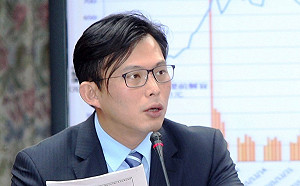 港版國安法通過 黃國昌：出國前先查是否與中國有引渡條約