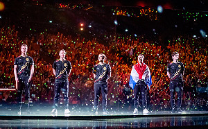 《英雄聯盟》S9總決賽觀看數暴衝 最高峰370萬較去年成長1.8倍