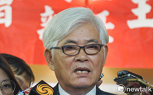 訂小英學歷特別條款？ 李進勇駁斥：無中生有