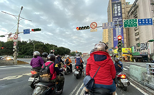 台灣機車密度高！主計處調查用途：通勤者占6成