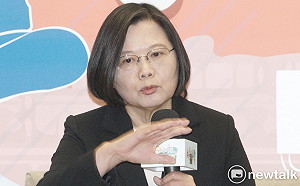 青年論壇》蔡英文：徵兵制沒廢除　上個政府減為4個月