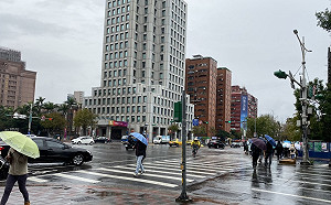 外出帶傘!各地有短暫雨 東半部留意大雨
