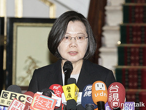 觀光客來台數創新高 小英: 台灣不可交給「只會出一張嘴」的人!