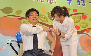 打疫苗送蘋果！78間全聯設流感疫苗接種站1/6連三天開放施打