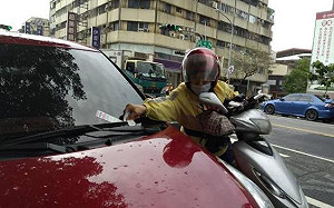投票日小確幸！台南路邊停車格暫停收費