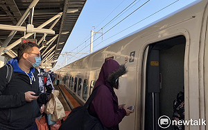 武漢肺炎》防疫情擴散!高鐵車站、列車全面消毒