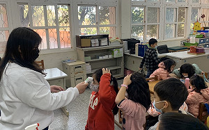 武漢肺炎》2/25開學！指揮中心：耳溫38度、額溫37.5度就算發燒