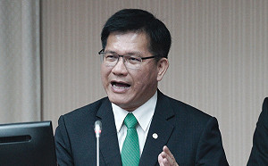 武漢肺炎》交部編列42億助航空業紓困！林佳龍：子彈不夠會再加碼