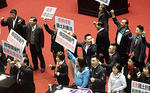 疫情將衝擊900萬勞工 曾銘宗：600億紓困預算仍偏低