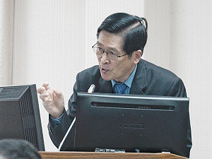 參謀總長任期不易做滿　嚴德發允諾檢討