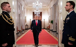 武漢肺炎》不當神農氏了！  川普 : 這一兩天就會停止吃羥氯奎寧