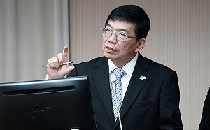 武漢肺炎》業者怨防疫車隊補助發放慢！王國材：不會拖太久