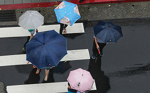 雨彈襲台！16縣市豪大雨特報 屏東縣達大豪雨等級
