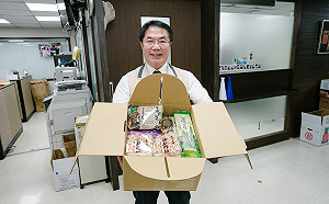 太狂了！蔡英文贈「英雄麵」爆紅  黃偉哲：訂單出貨排到7月初