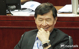 民眾黨高雄市長補選佈局？柯自爆：剛問彭振聲有無可能選