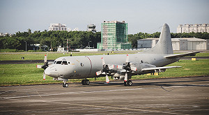 P-3C反潛機訓練驚傳無火藥「小牛飛彈」 脫落海面 空軍:人機均安