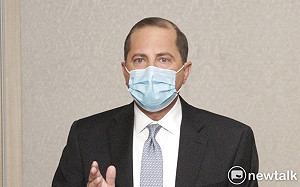 沒錯 就是阿札爾! 美衛生部長遭眾院調查 當初來台目的被起底......