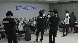 《英雄聯盟》DRX逆轉GEN奪世界賽門票！Deft、Keria激動落淚