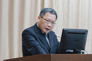 「台股動能還在!」  蘇建榮:10月12日討論國安基金是否護盤