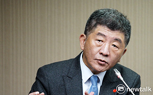 立院砲火猛烈！ 費鴻泰怒斥陳時中只在乎官位「可憐啊」