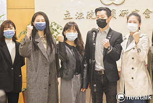 中央地方串聯相挺！黃捷向市民溫馨喊話「2月6日站出來」