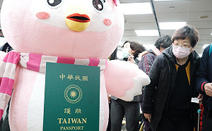 國台辦稱新版護照謀獨小伎倆  陸委會：無權干涉