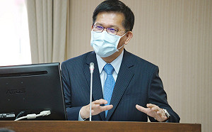 員工收賄發照10年航港局沒發現!林佳龍認:輪班制度未落實