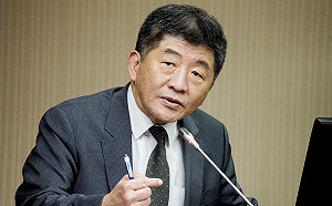 武漢肺炎》首批AZ疫苗下周開打！陳時中改口：讓醫護人員完整接種2劑