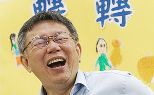 機組人員優先接種「會笑死人」?柯文哲:再問李秉穎一定不會這樣講