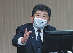 費鴻泰批陳時中防疫疏忽「應該被槍斃」 律師:看看2003年...