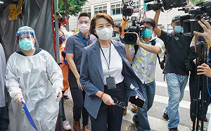 台大醫抨擊不疫調、不匡列 黃珊珊：說中央跟我們一起做假嗎？